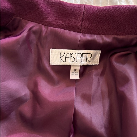 Kasper Burgundy Blazer Modern Minimalist Design - Picture 4 of 9